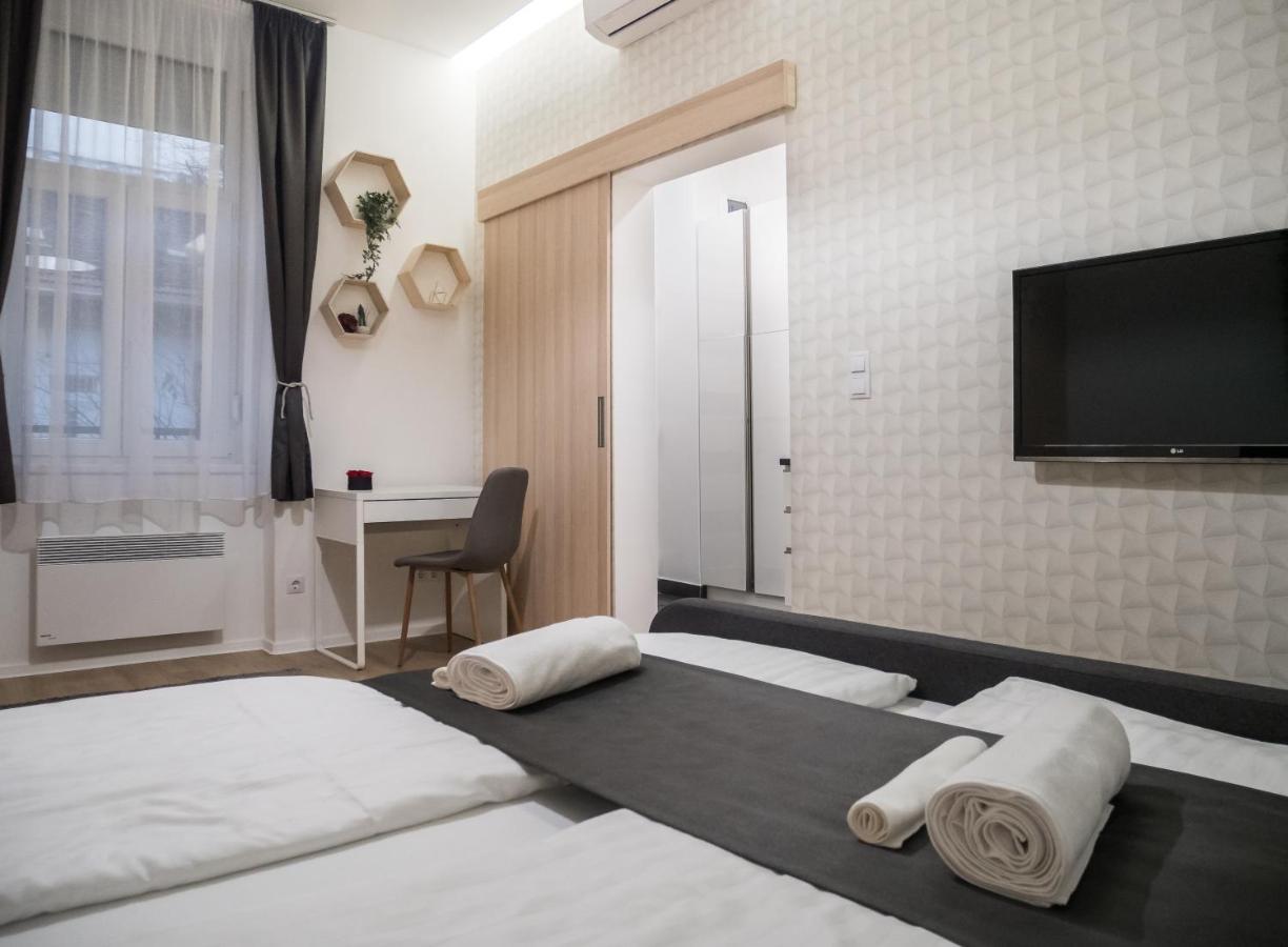 Stunning Studio Apartment Budapeste Exterior foto